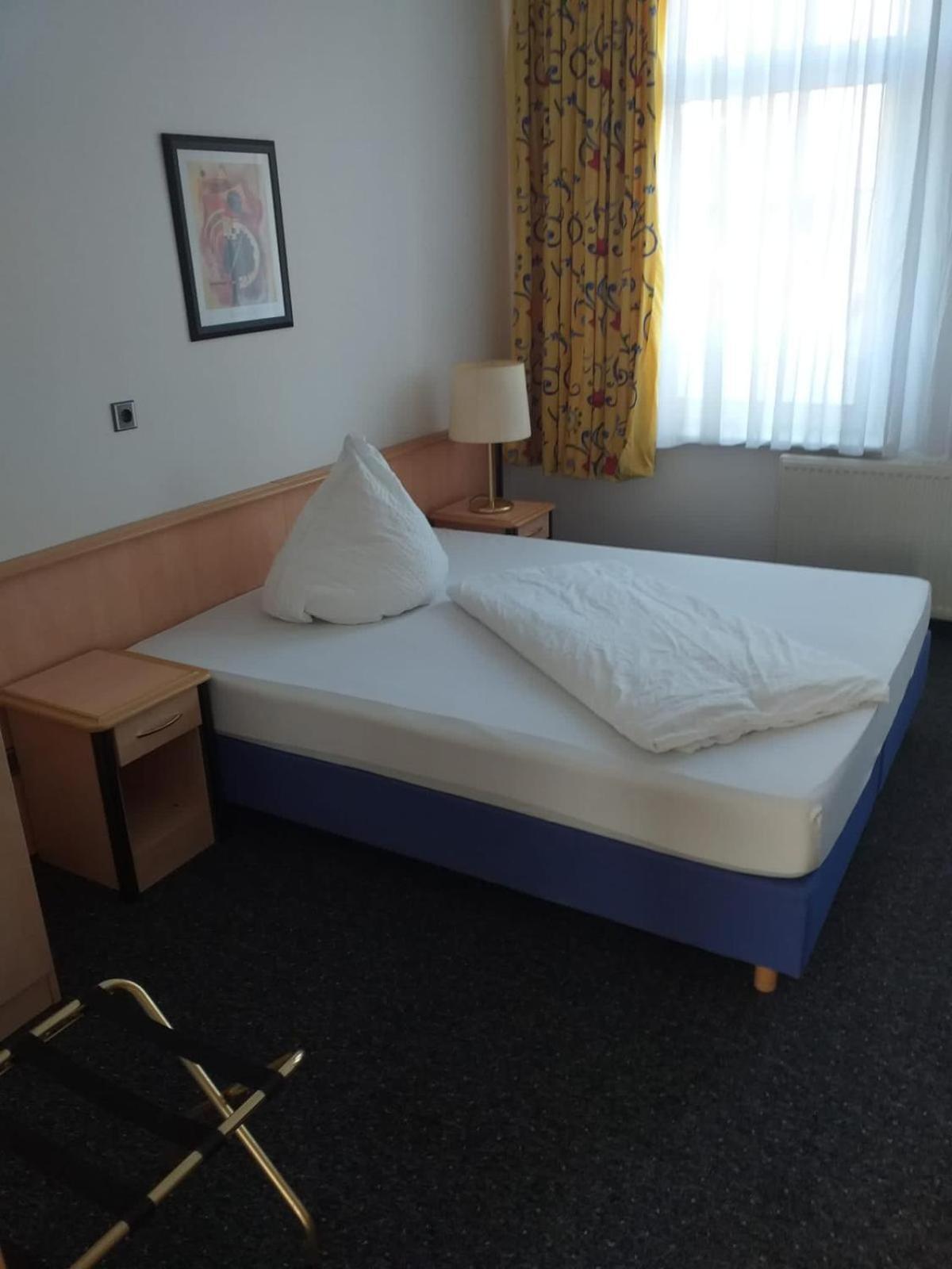 Gaestezimmer Gasthof Becker Hotel Wulfrath Exterior foto