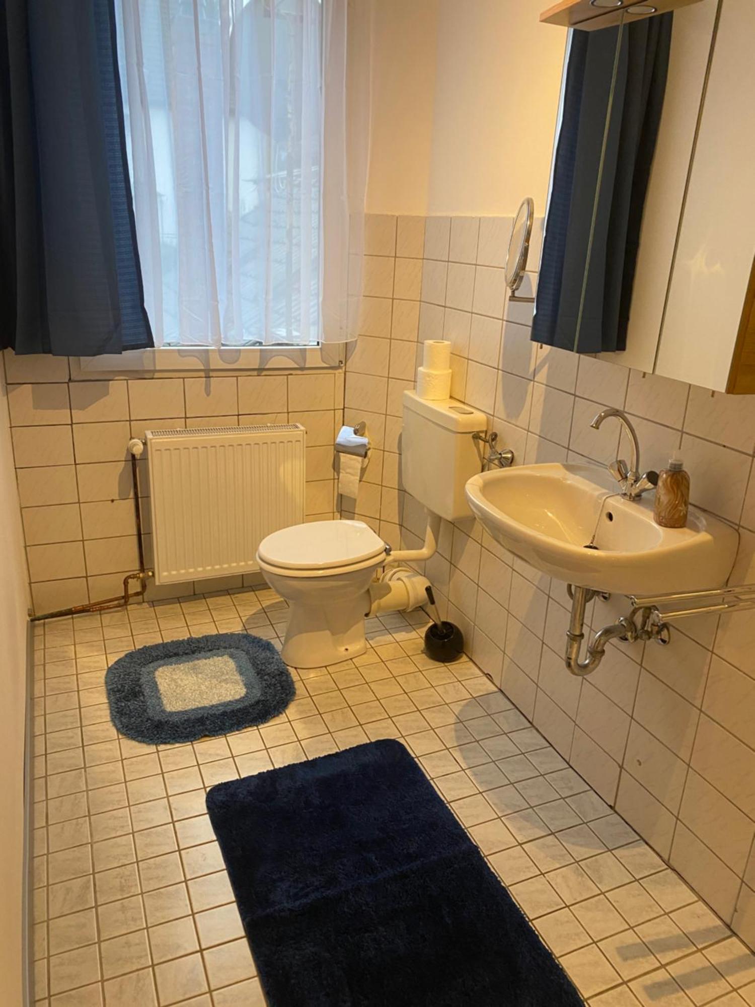 Gaestezimmer Gasthof Becker Hotel Wulfrath Exterior foto