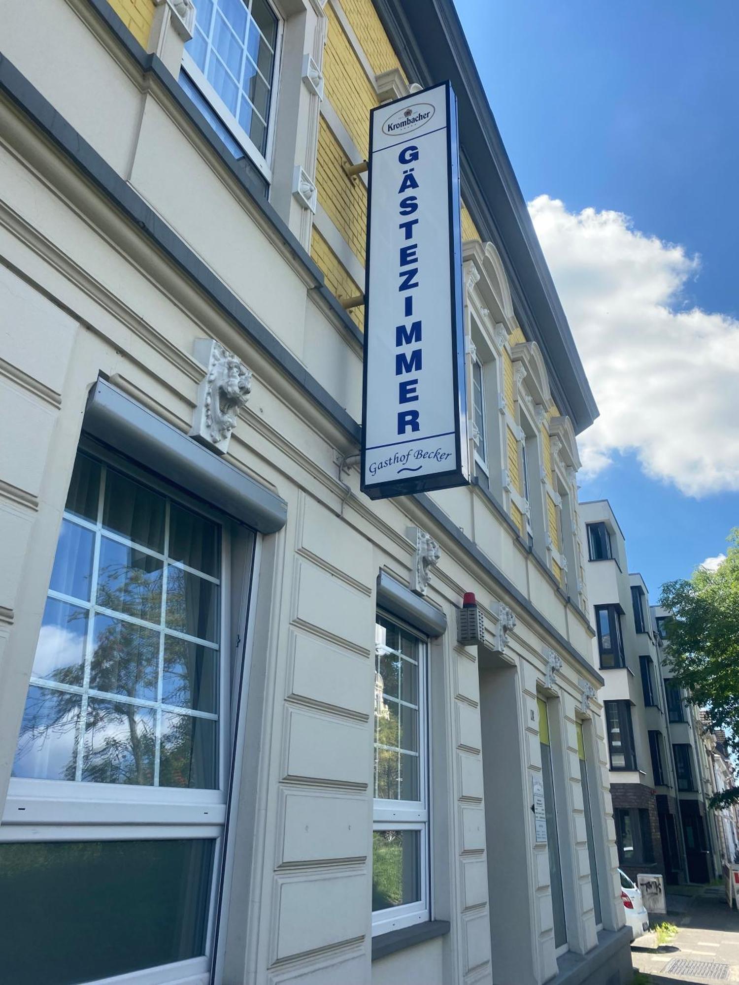 Gaestezimmer Gasthof Becker Hotel Wulfrath Exterior foto